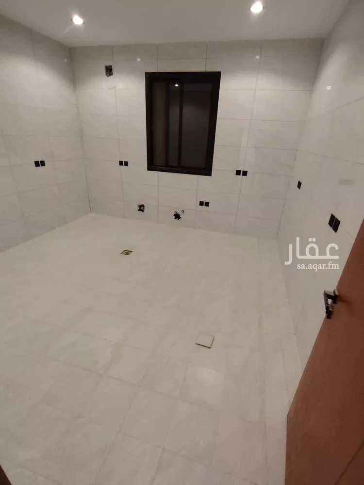 فيلا للبيع في شارع وادي الساحل, حي الجنادرية, مدينة الرياض, منطقة الرياض صورة 2