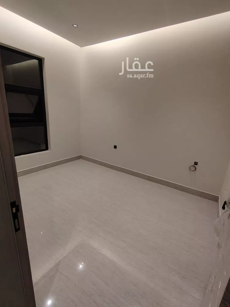 فيلا للبيع في شارع وادي الساحل, حي الرمال, مدينة الرياض, منطقة الرياض صورة 5