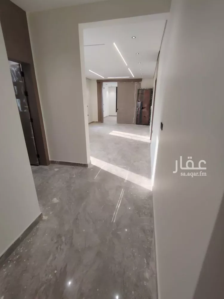 دور للبيع في شارع الصفية, حي إشبيلية, مدينة الرياض, منطقة الرياض صورة 3