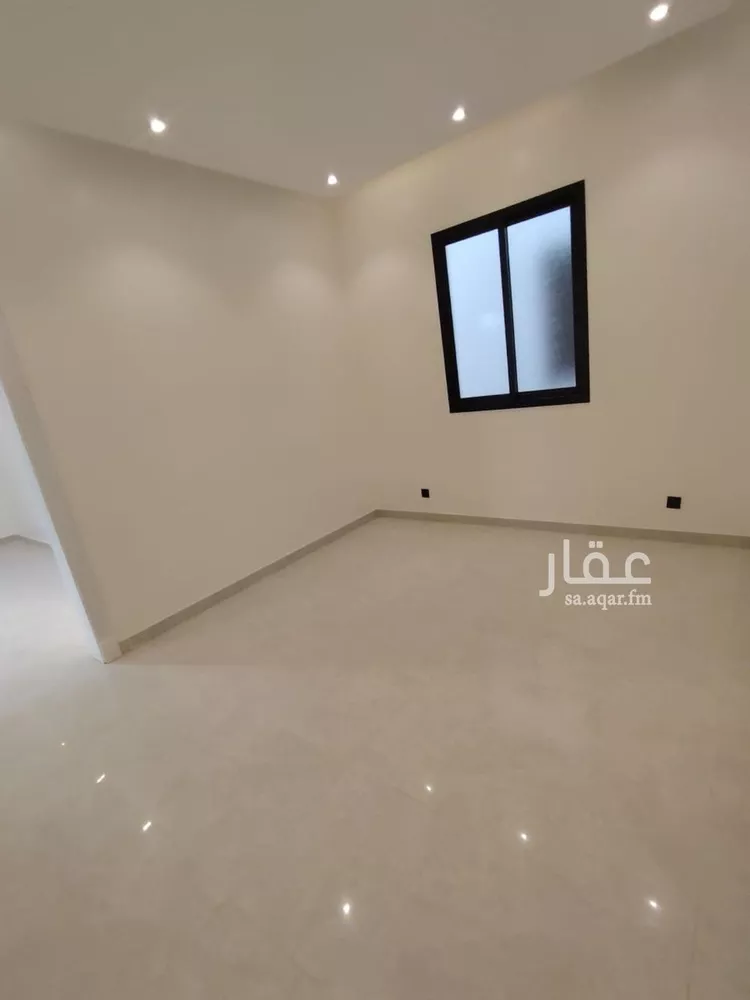 فيلا للبيع في شارع رقم 71, حي الندوة, مدينة الرياض, منطقة الرياض صورة 2