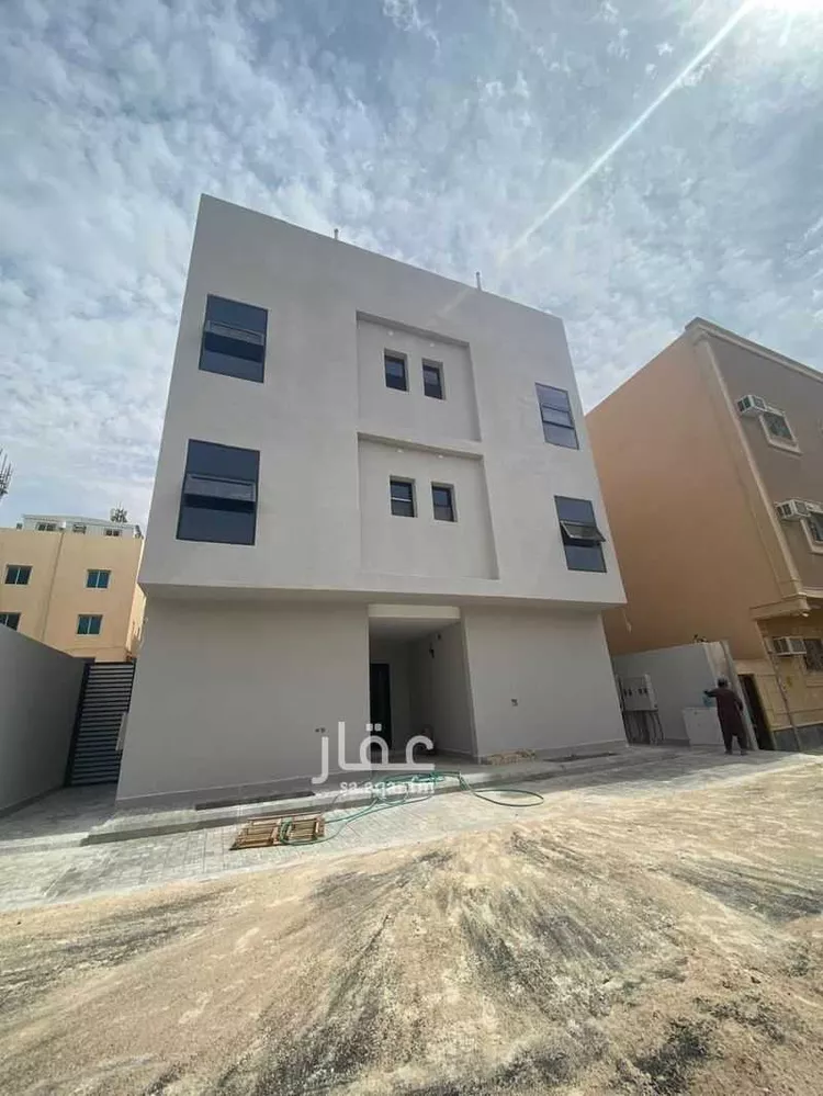 عمارة للإيجار في شارع الامام عبدالله بن ثنيان ال سعود, حي الضباط, مدينة الرياض, منطقة الرياض