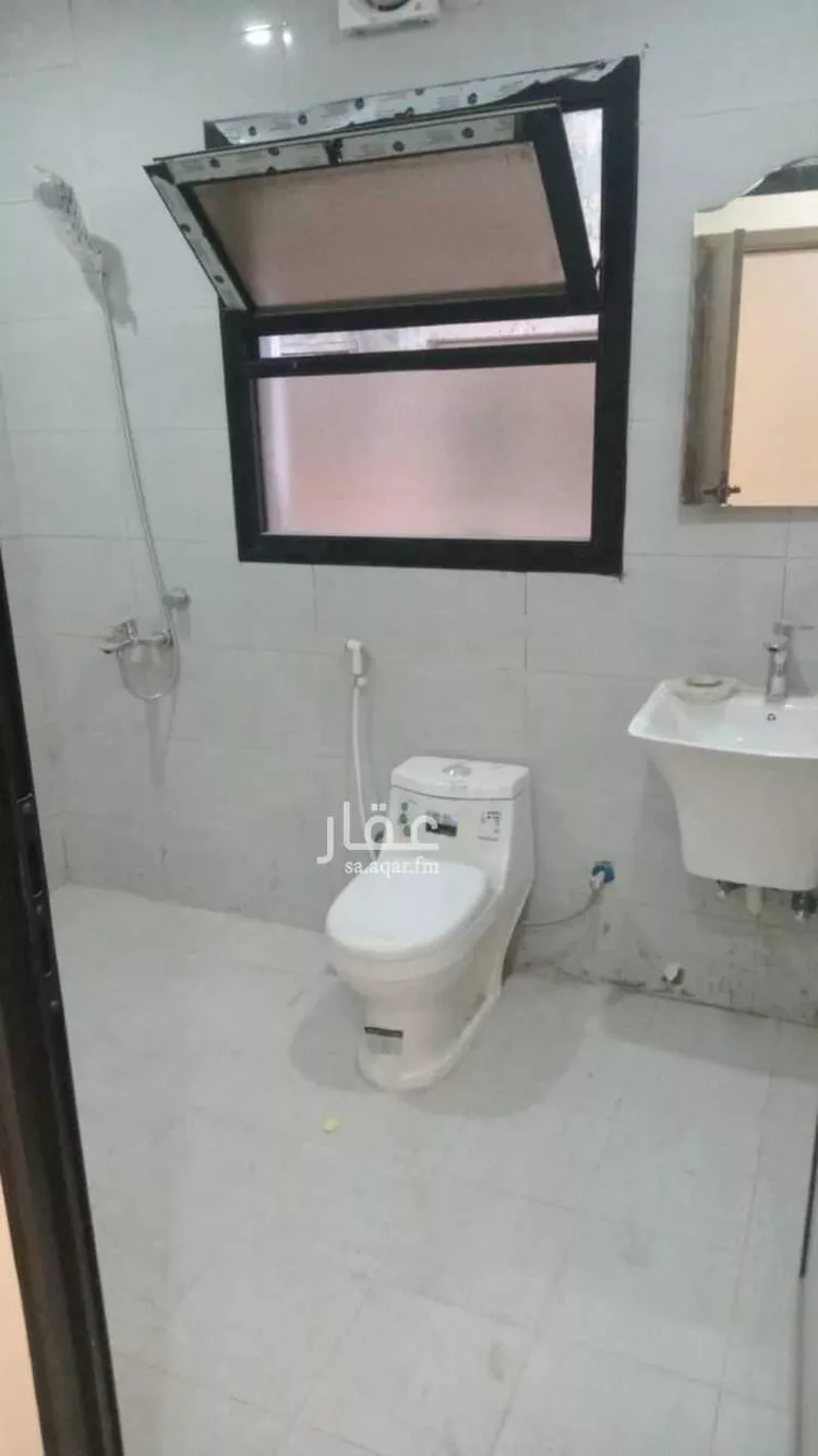 غرفة للإيجار في شارع شارع 3, حي الضباب, مدينة الجبيل, المنطقة الشرقية صورة 5