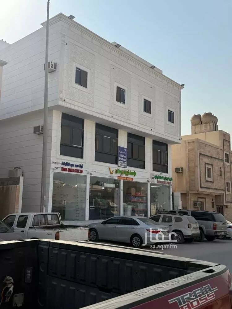 غرفة للإيجار في شارع شارع 3, حي الضباب, مدينة الجبيل, المنطقة الشرقية صورة 2
