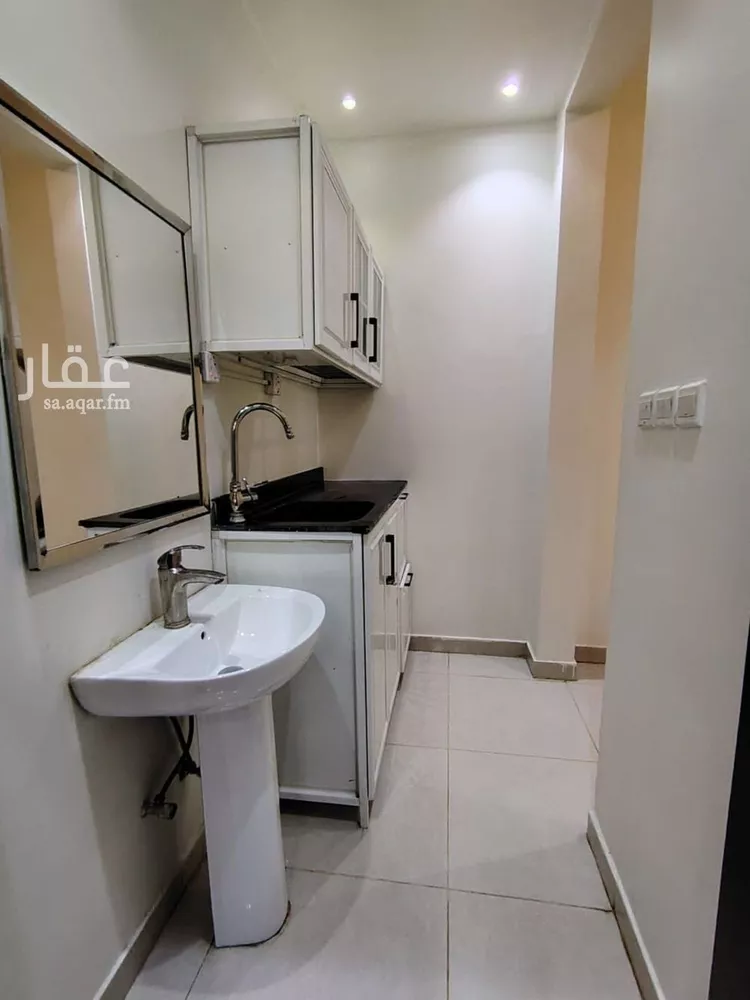شقة للإيجار في شارع قلعة الفسطاط, حي إشبيلية, مدينة الرياض, منطقة الرياض صورة 3