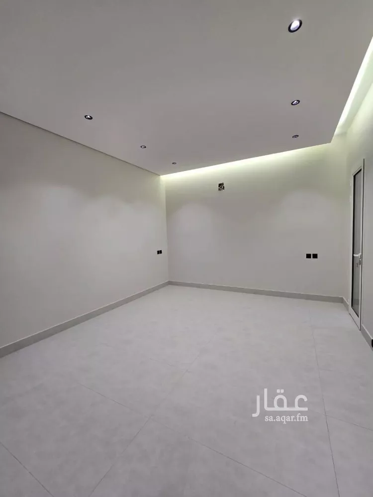 فيلا للبيع في شارع محمد بن خالد, حي العارض, مدينة الرياض, منطقة الرياض صورة 3