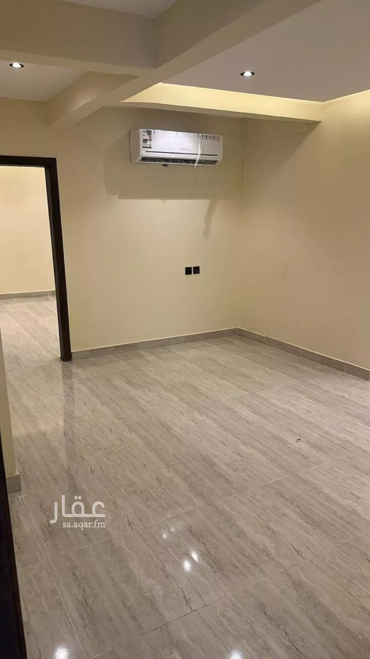 شقة للإيجار في شارع محمد بن أيوب, حي الحمراء, مدينة الرياض, منطقة الرياض