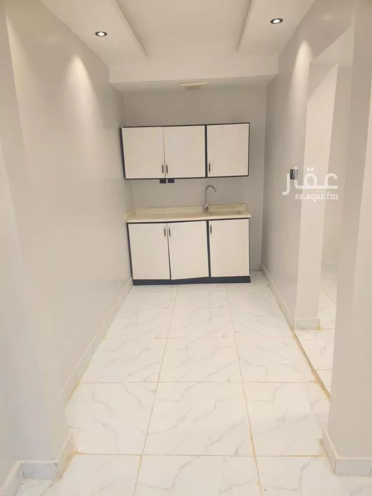 شقة للإيجار في شارع عبدالله بن سيف, حي العقيق, مدينة الرياض, منطقة الرياض صورة 3