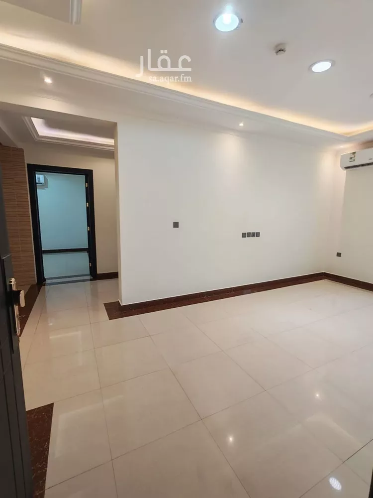 شقة للإيجار في شارع البحر الميت, حي إشبيلية, مدينة الرياض, منطقة الرياض صورة 3