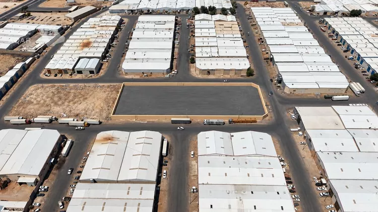 أرض للإيجار في شارع فرع الجبل, حي المصانع, مدينة الرياض, منطقة الرياض 8