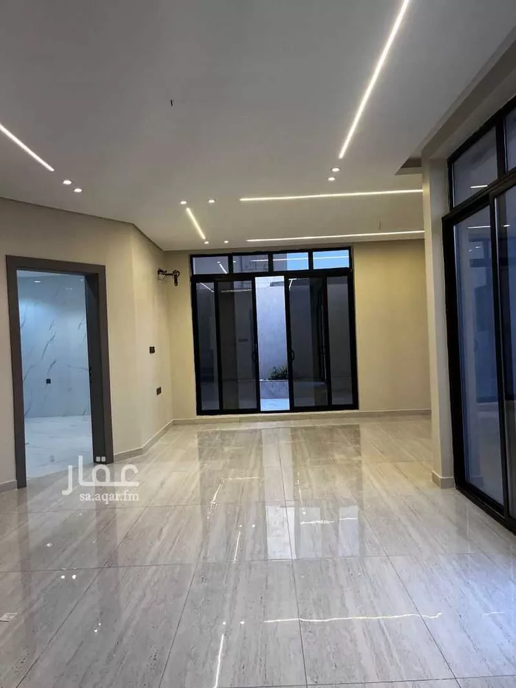 فيلا للبيع في شارع الشموع, حي الشعلة, مدينة الدمام, المنطقة الشرقية صورة 2