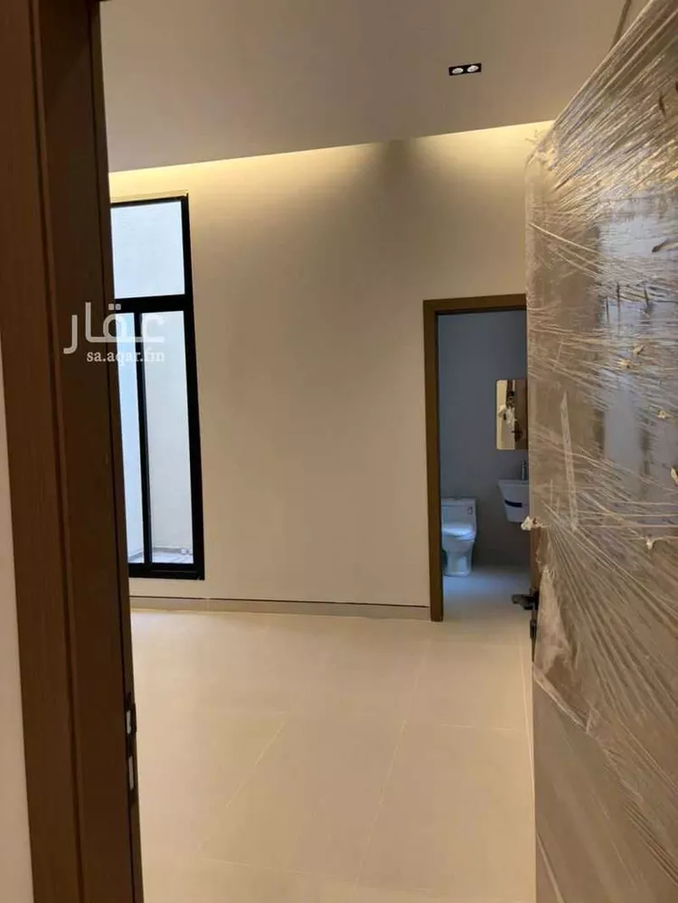 Floor for Rent in Riyadh Al Janadriyah صورة 3