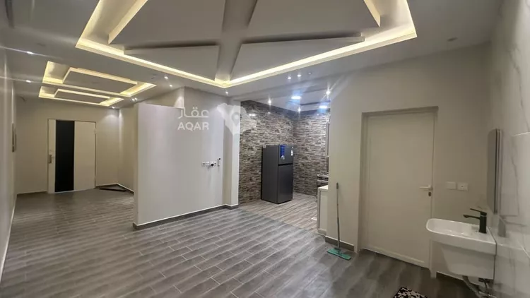 استراحة للإيجار في شارع ابو تمام, حي 33ج, مدينة البصر, منطقة القصيم 8