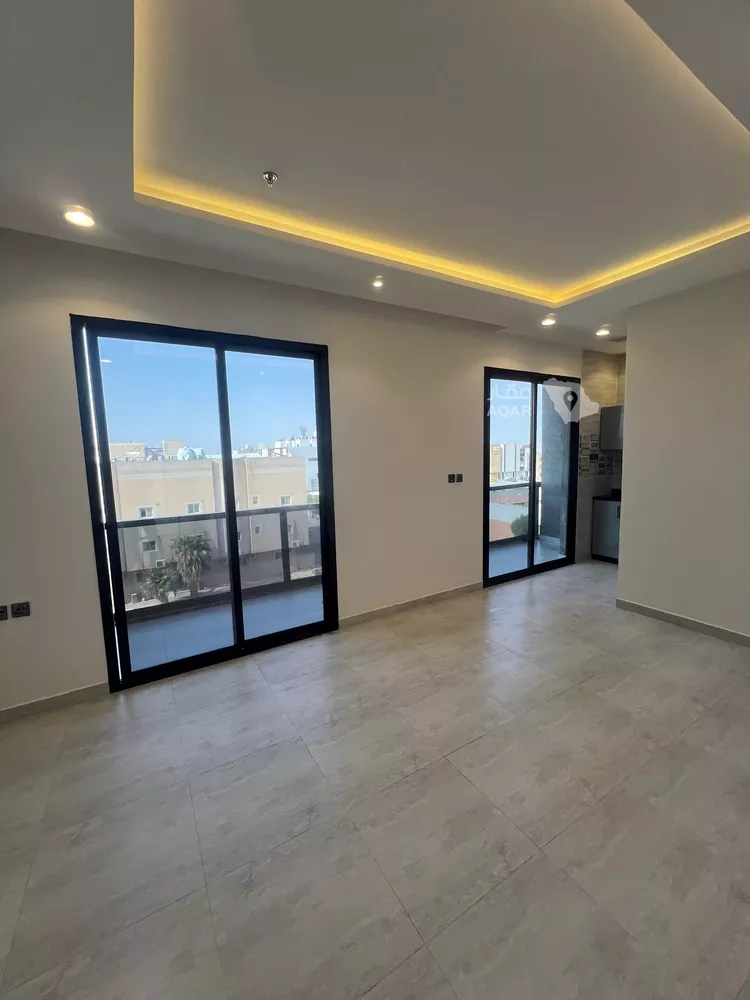 شقة للإيجار في شارع خليفة العتيبي, حي القيروان, مدينة الرياض, منطقة الرياض 8
