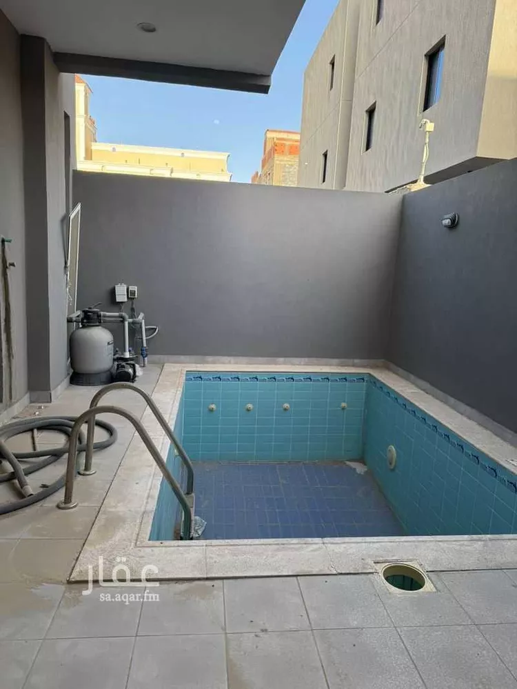 فيلا للبيع في شارع الإمام الحراني, حي الزمرد, مدينة جدة, منطقة مكة المكرمة صورة 2