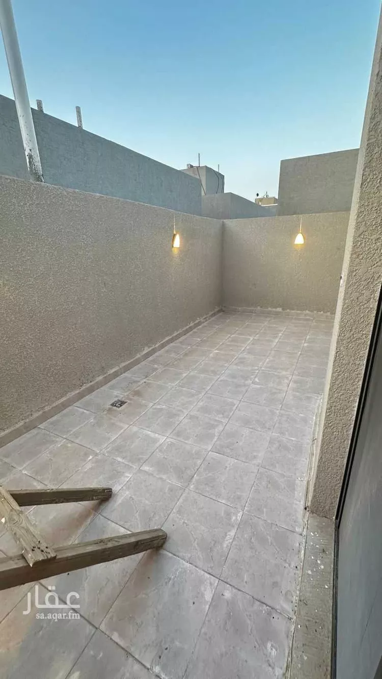 دور للبيع في شارع ابن ماجه, حي السعادة, مدينة الرياض, منطقة الرياض صورة 2