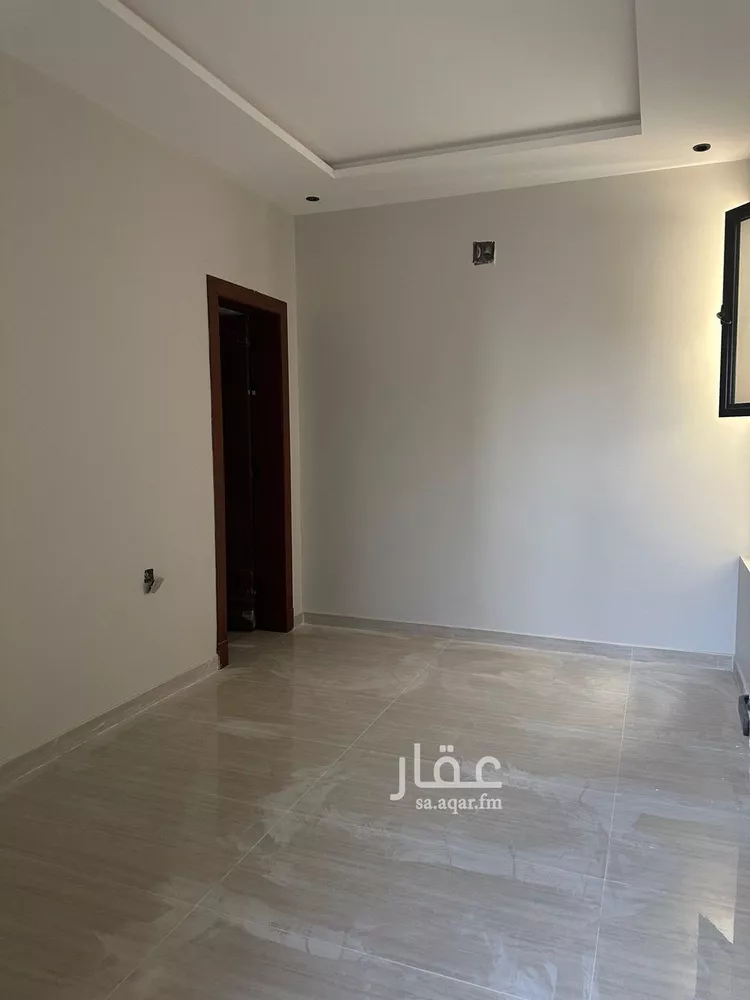فيلا للبيع في شارع السيل, حي المهدية, مدينة الرياض, منطقة الرياض صورة 4