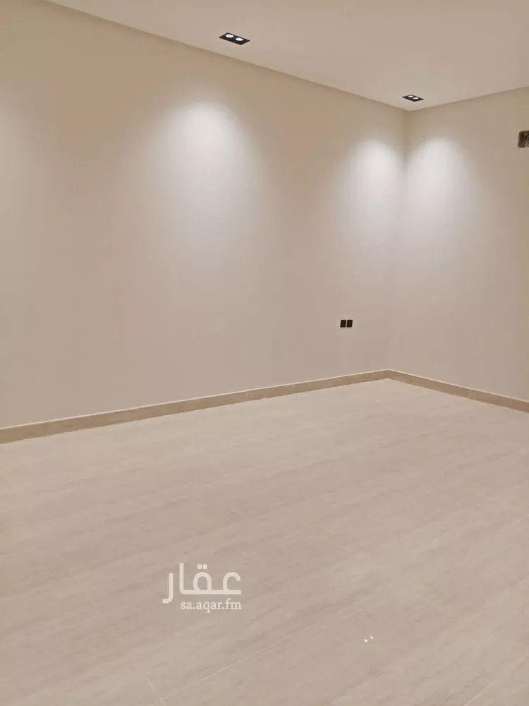 Floor for Sale in Riyadh Tuwaiq 10