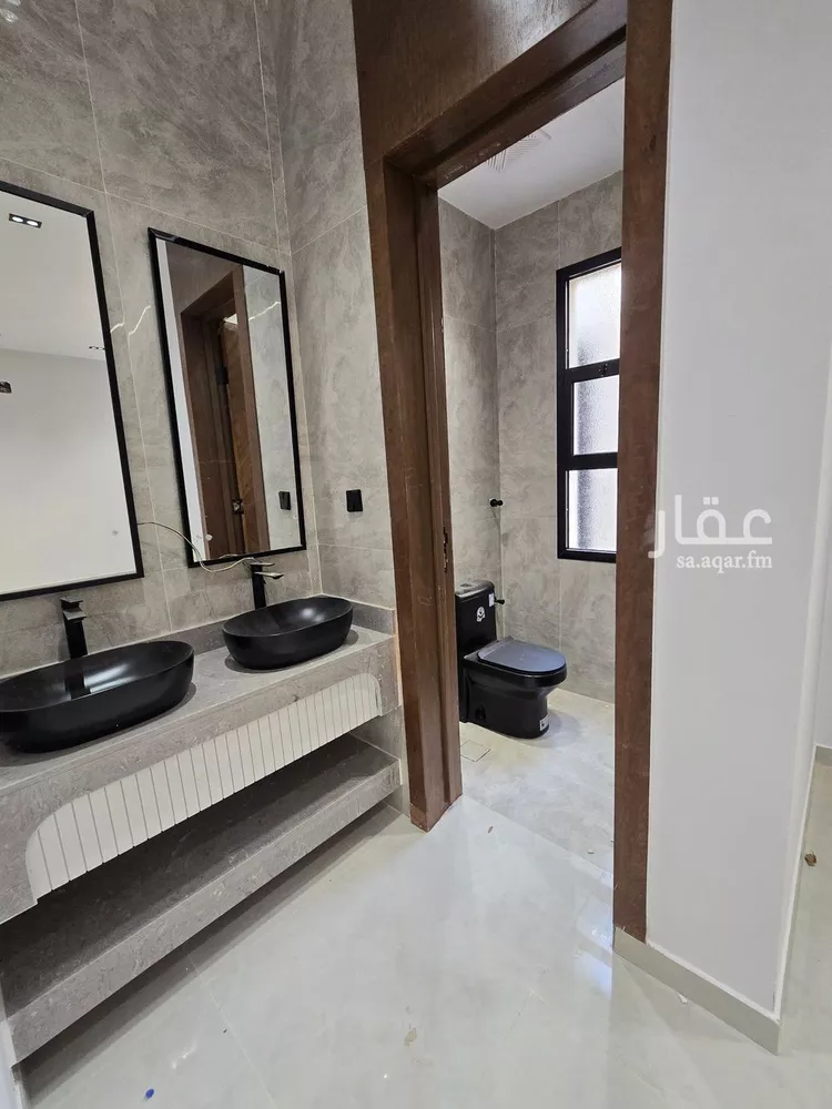 فيلا للبيع في شارع ابن العصار اللغوي, حي طويق, مدينة الرياض, منطقة الرياض 18