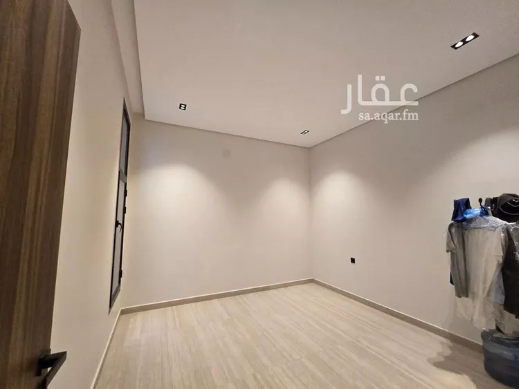 دور للبيع في شارع محبوب بن جوهر, حي ظهرة البديعة, مدينة الرياض, منطقة الرياض 7