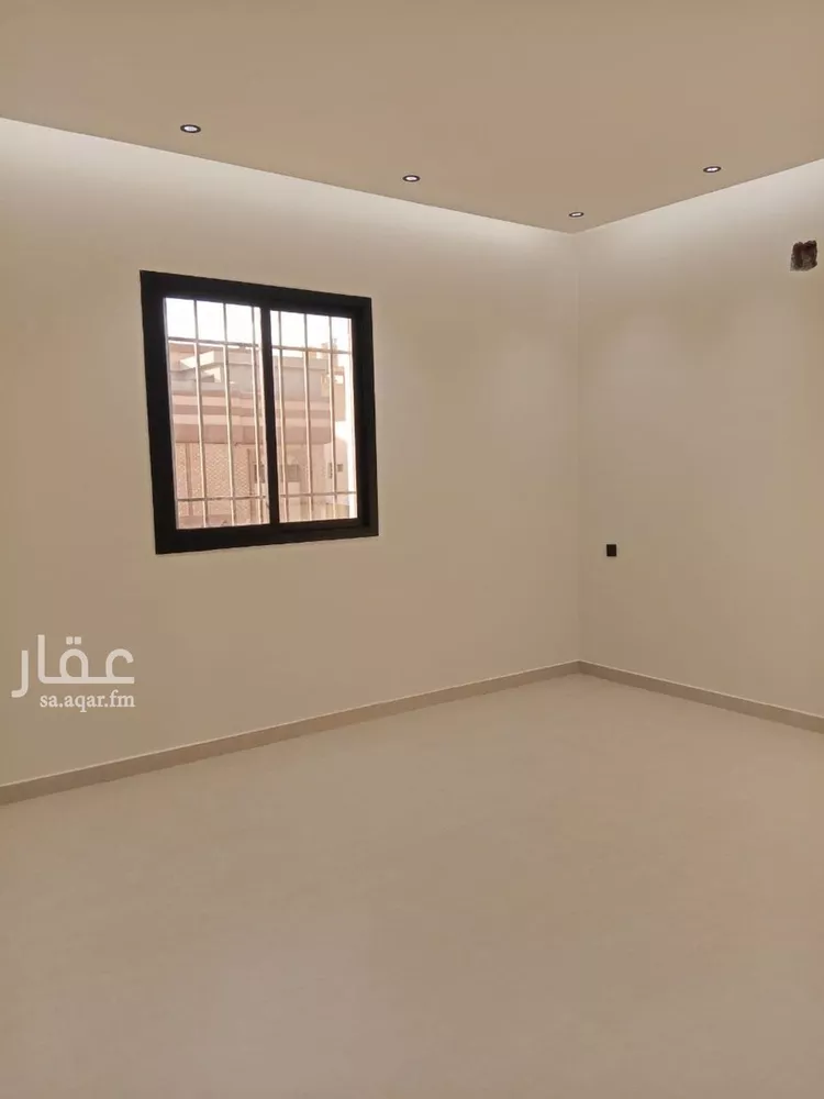 دور للبيع في شارع يزيد الحميري, حي بدر, مدينة الرياض, منطقة الرياض 7