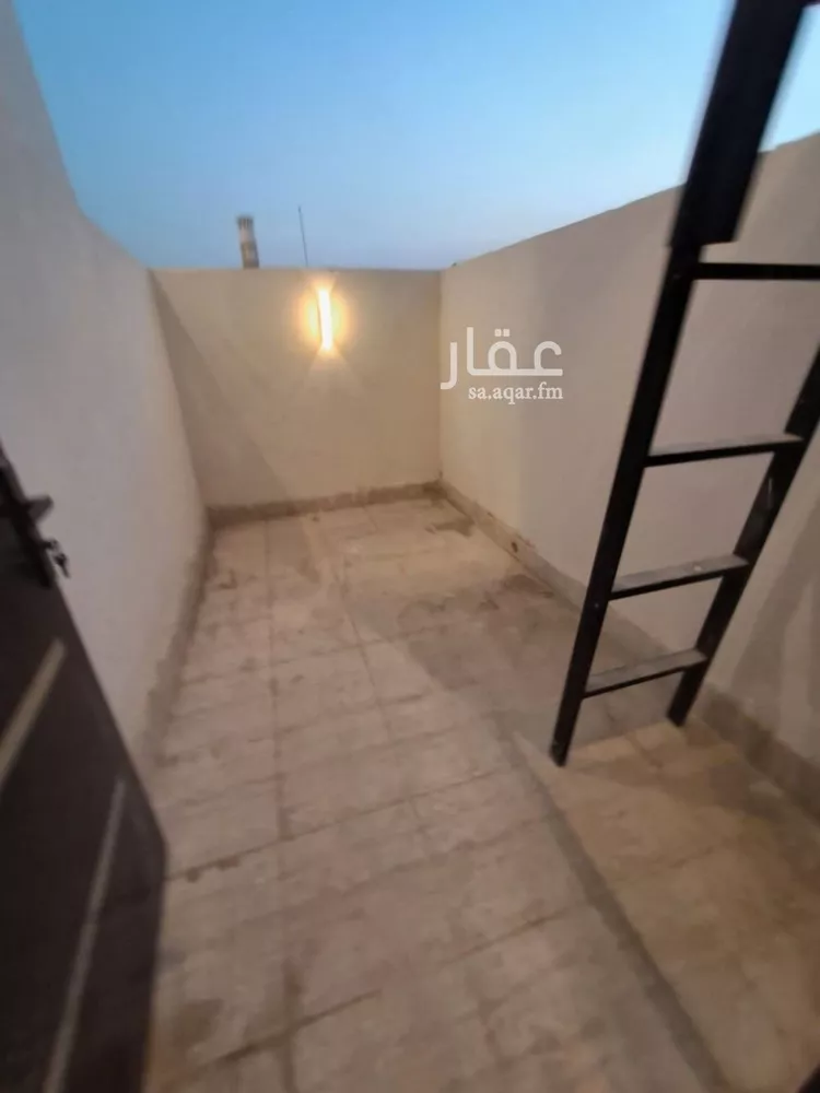 شقة للبيع في شارع نجم الدين الأيوبي, حي السويدي, مدينة الرياض, منطقة الرياض 6