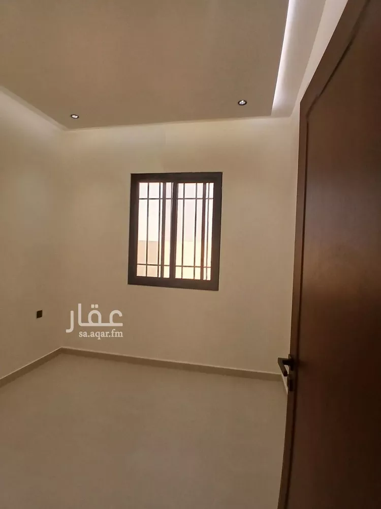 فيلا للبيع في شارع وادي فتح, حي بدر, مدينة الرياض, منطقة الرياض صورة 3