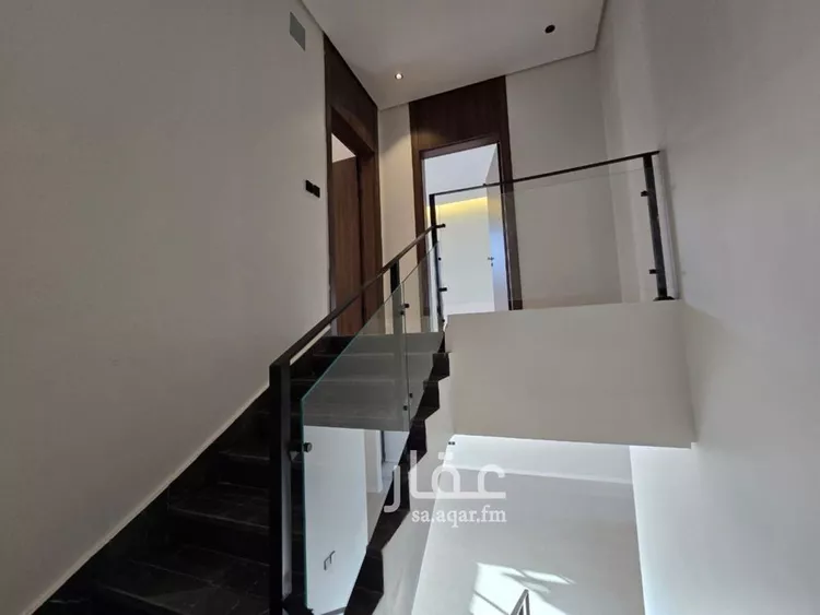 دور للبيع في شارع ذهبان, حي شبرا, مدينة الرياض, منطقة الرياض صورة 5