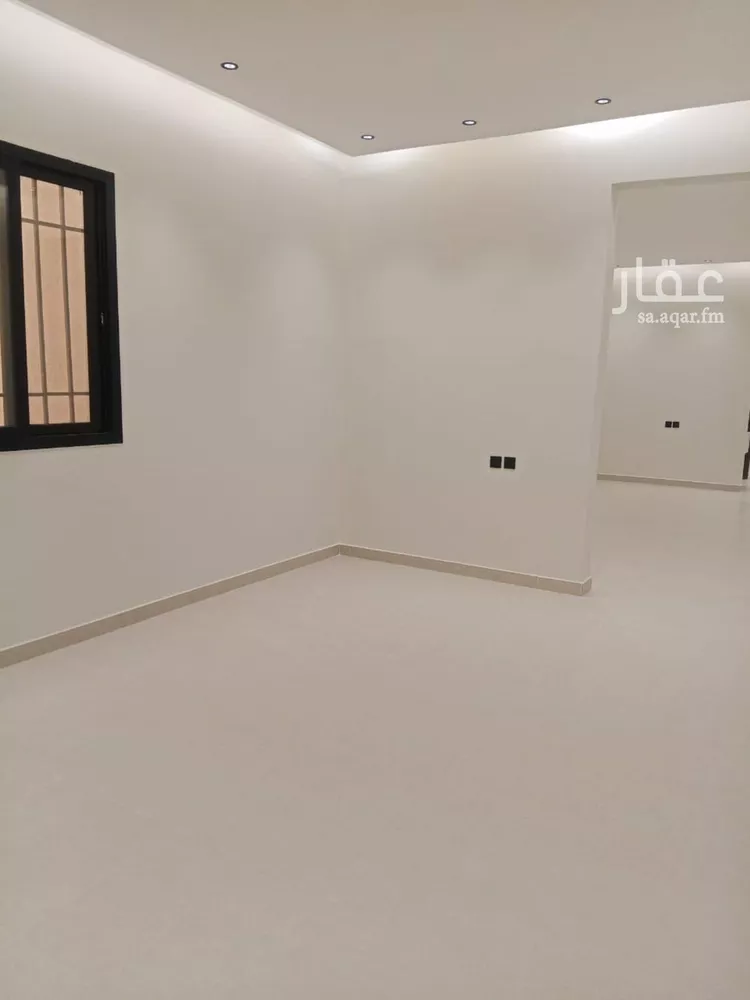 دور للبيع في شارع يزيد الحميري, حي بدر, مدينة الرياض, منطقة الرياض 4
