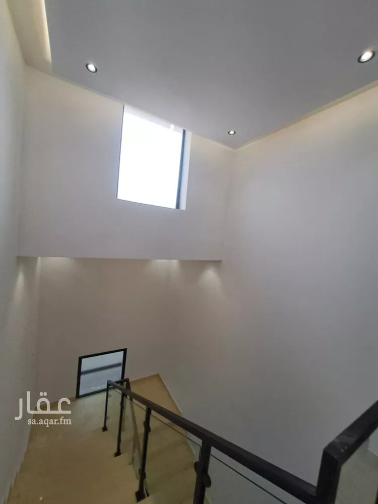 دور للبيع في شارع أحمد بن مظاهر, حي العوالي, مدينة الرياض, منطقة الرياض 19