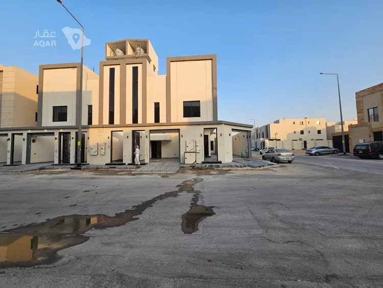 دور للبيع في شارع بعلبك, حي عكاظ, مدينة الرياض, منطقة الرياض