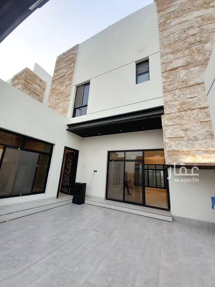 فيلا للبيع في شارع يوسف البزاز, حي عكاظ, مدينة الرياض, منطقة الرياض