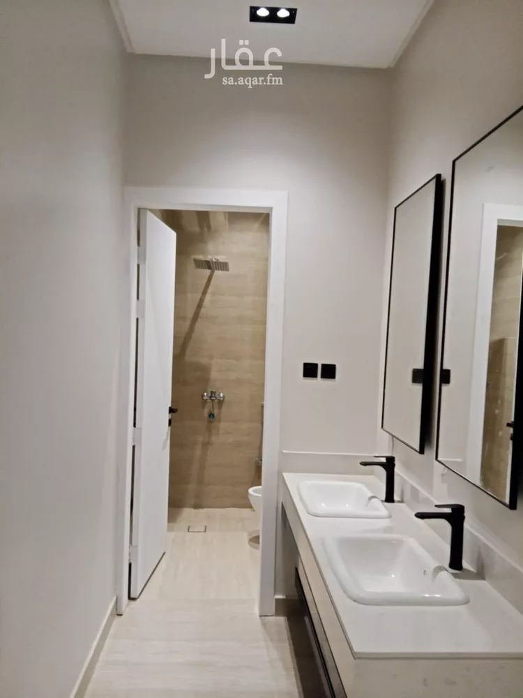 Floor for Sale in Riyadh Tuwaiq 7