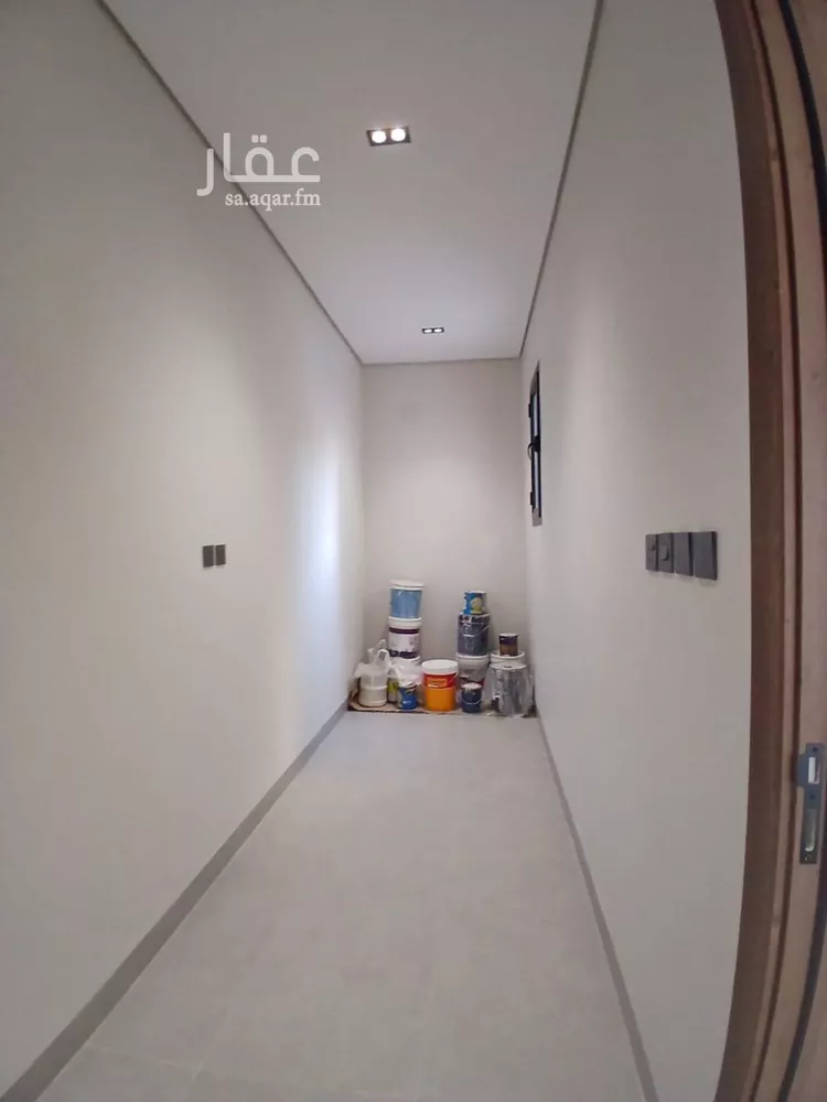 فيلا للبيع في شارع منصور البهوتي, حي بدر, مدينة الرياض, منطقة الرياض 19