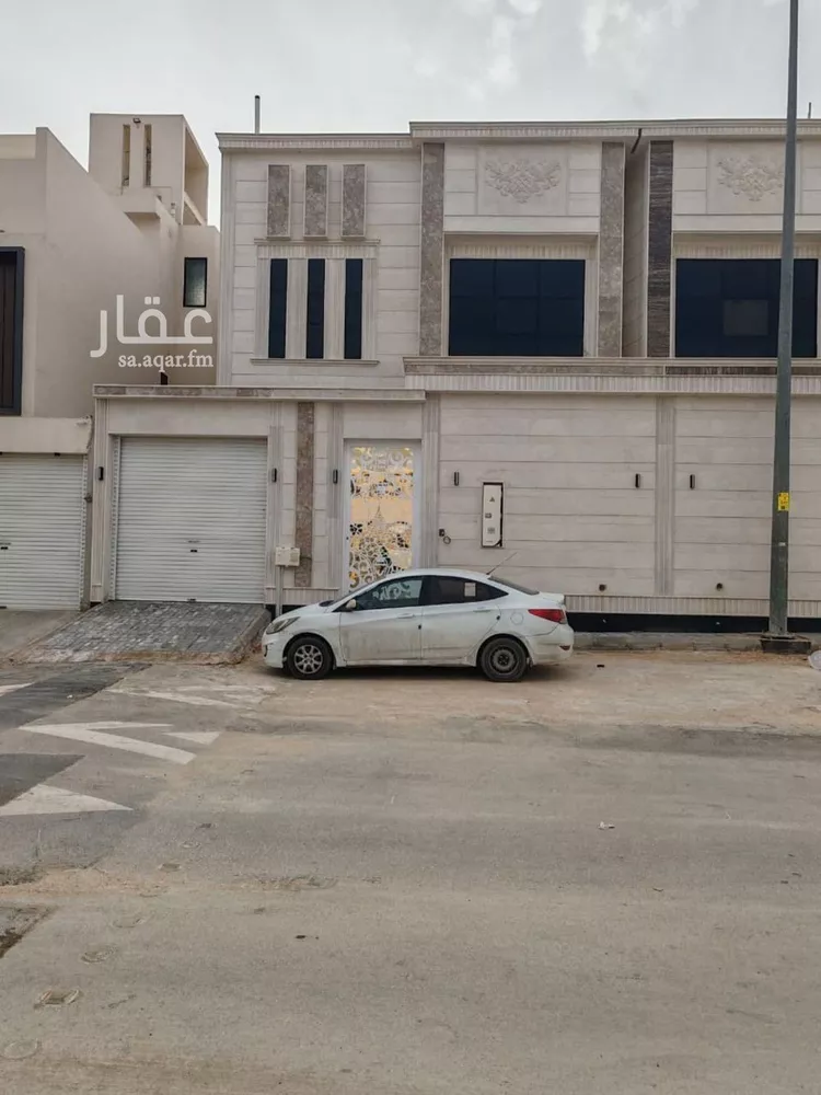 فيلا للبيع في شارع العنادية, حي العريجاء الغربي, مدينة الرياض, منطقة الرياض