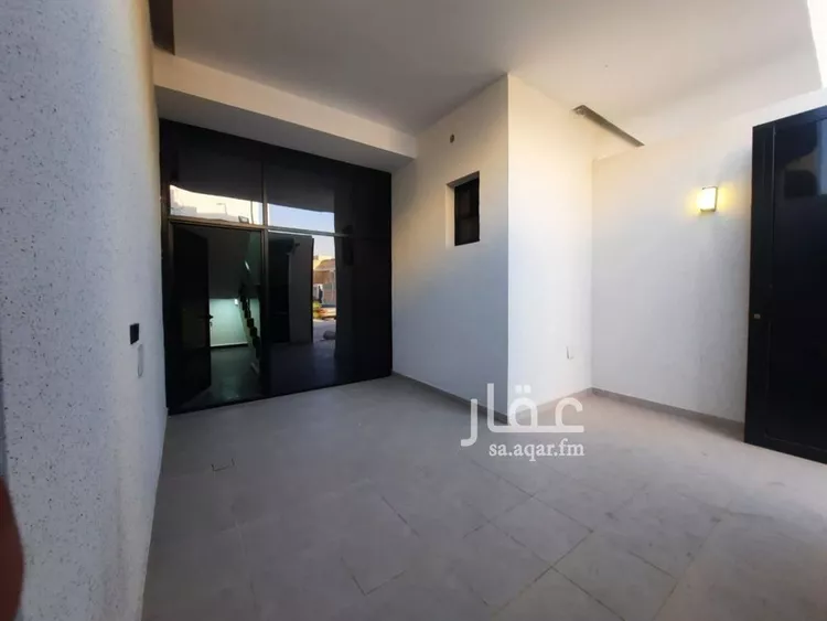 دور للبيع في شارع أبي الغنائم الهمذاني, حي السويدي الغربي, مدينة الرياض, منطقة الرياض صورة 4