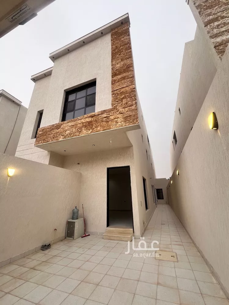 دور للبيع في شارع بعلبك, حي عكاظ, مدينة الرياض, منطقة الرياض صورة 4