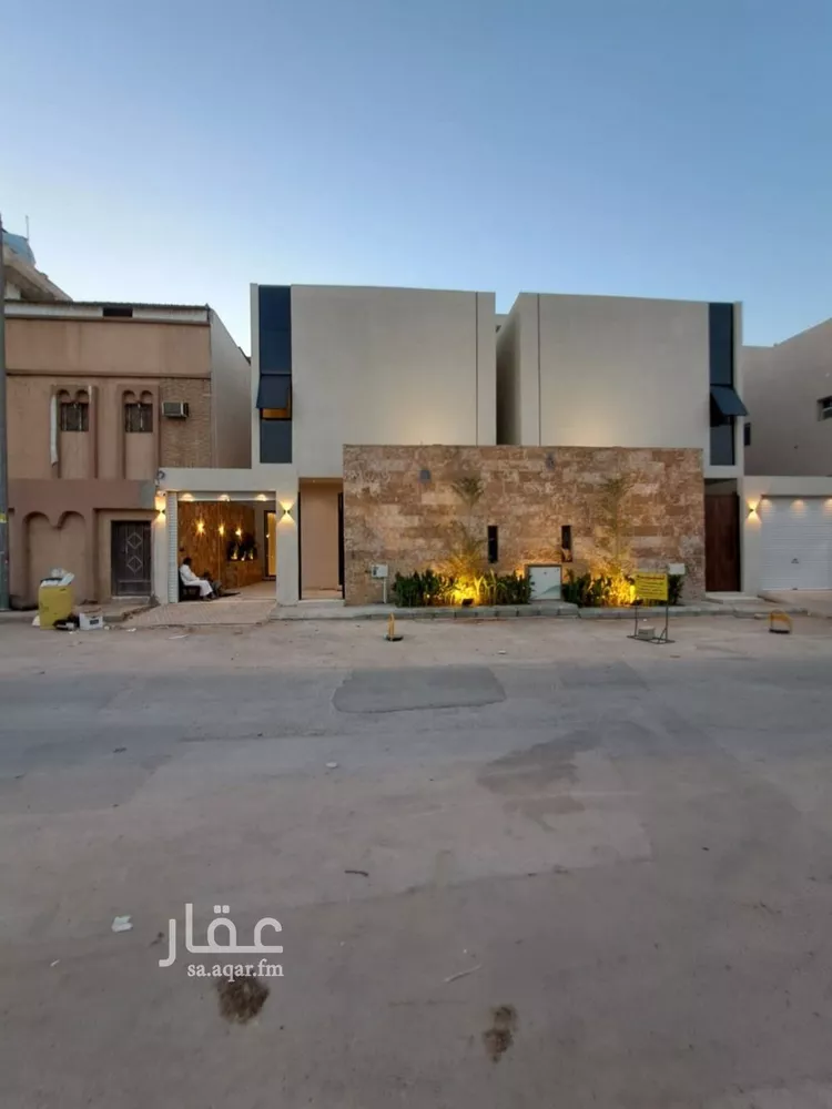 Villa for Sale in Riyadh Al Uraija Al Gharbiyah