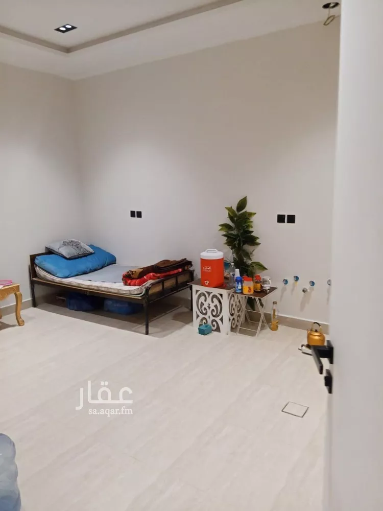 Floor for Sale in Riyadh Tuwaiq 11