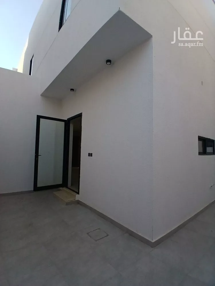 فيلا للبيع في شارع منصور البهوتي, حي بدر, مدينة الرياض, منطقة الرياض 10