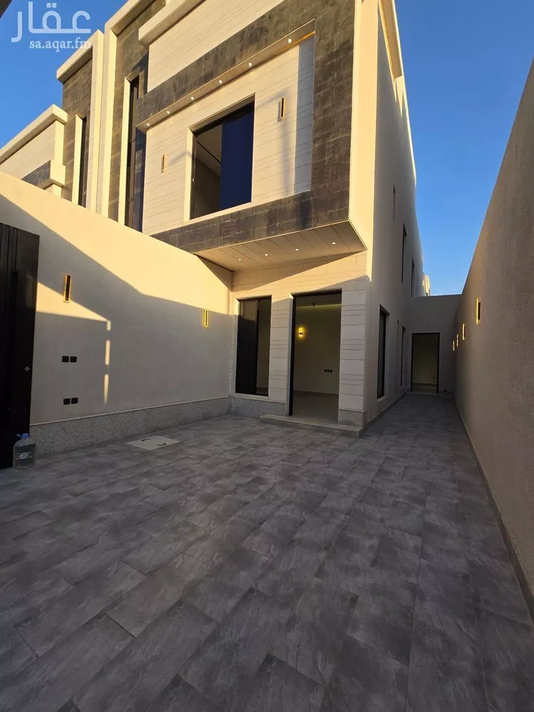 دور للبيع في شارع عبدالرحمن الأنصاري, حي الرمال, مدينة الرياض, منطقة الرياض 14
