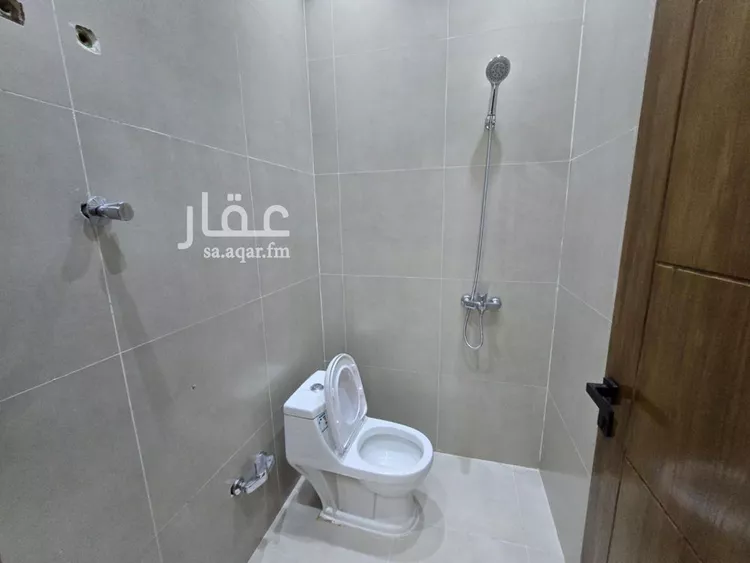 دور للبيع في شارع أبي محمد الحصني, حي الزهرة, مدينة الرياض, منطقة الرياض 8