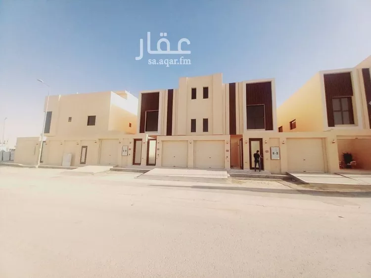 دور للبيع في شارع إسماعيل البزاز, حي عكاظ, مدينة الرياض, منطقة الرياض