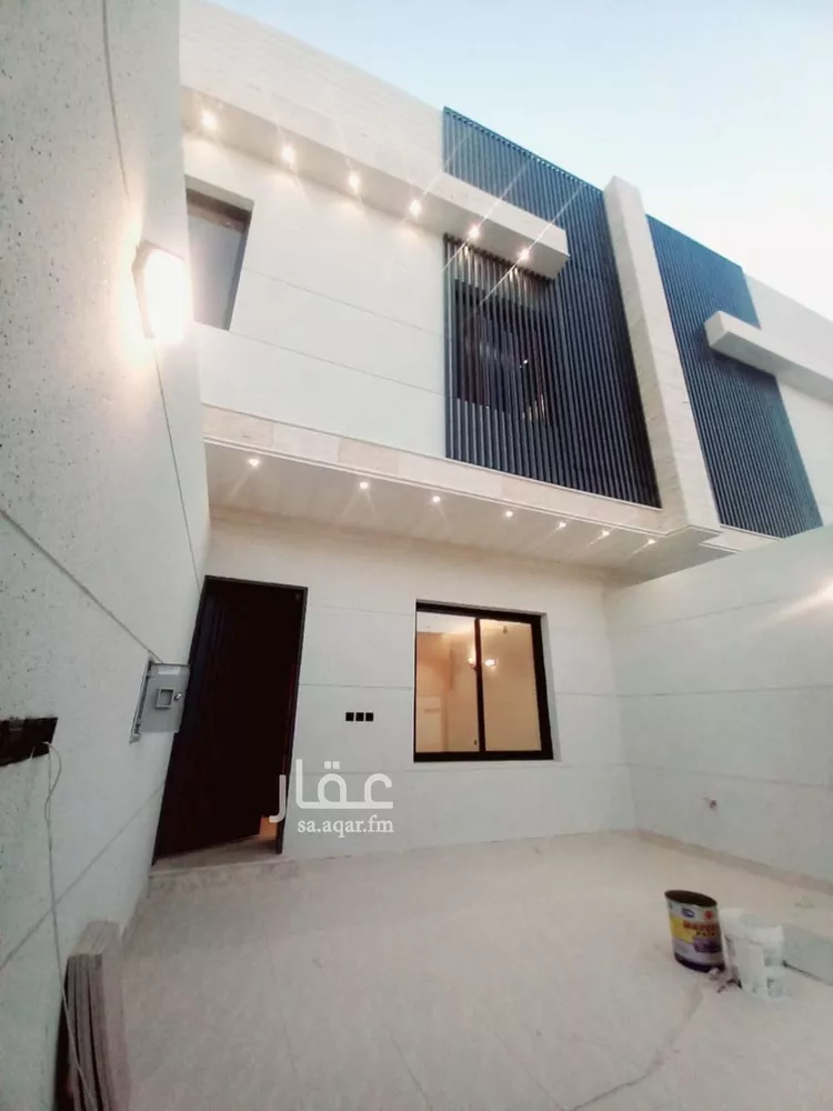 فيلا للبيع في شارع ابن مخلوف, حي عكاظ, مدينة الرياض, منطقة الرياض صورة 2