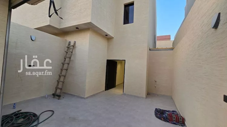دور للبيع في شارع القمري, حي الحزم, مدينة الرياض, منطقة الرياض صورة 3