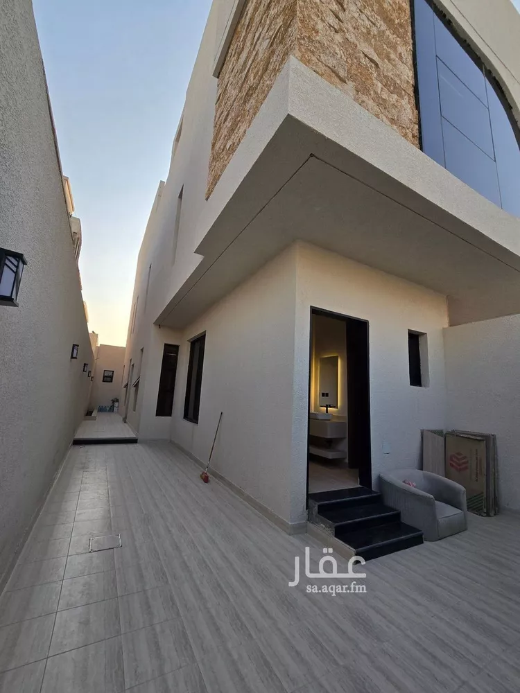دور للبيع في شارع محبوب بن جوهر, حي ظهرة البديعة, مدينة الرياض, منطقة الرياض 12
