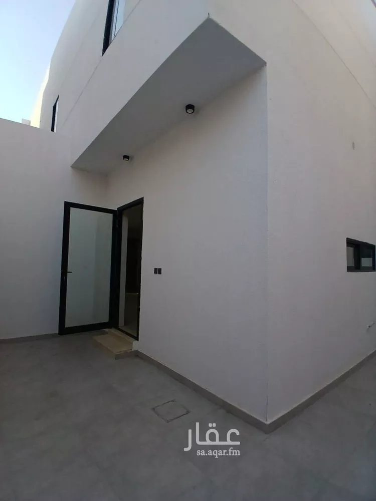 فيلا للبيع في شارع منصور البهوتي, حي بدر, مدينة الرياض, منطقة الرياض 14