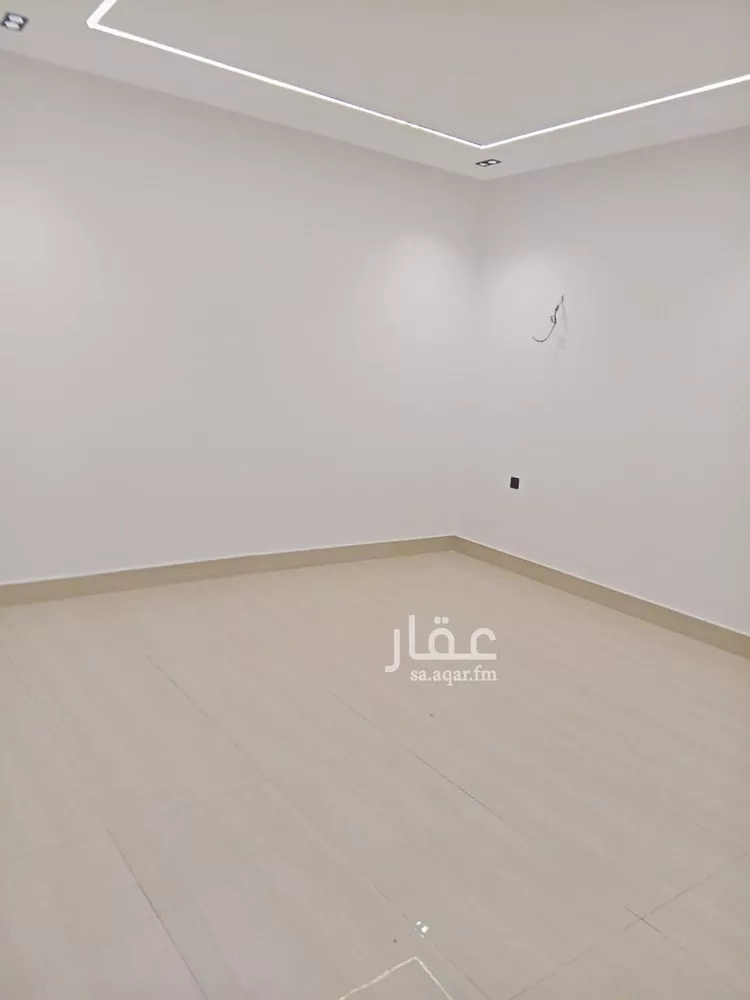 فيلا للبيع في شارع زين الدار المصري, حي العريجاء الغربي, مدينة الرياض, منطقة الرياض صورة 3