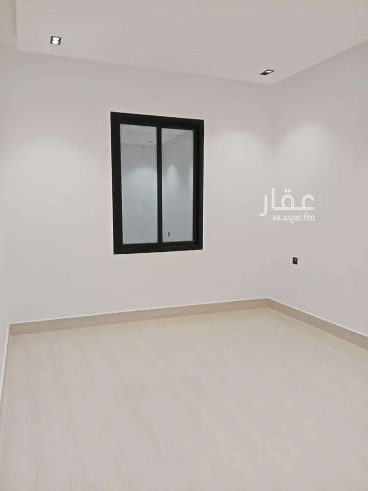 فيلا للبيع في شارع زين الدار المصري, حي العريجاء الغربي, مدينة الرياض, منطقة الرياض 14