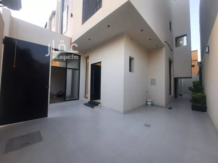 فيلا للبيع في شارع جبل علياء, حي العريجاء الأوسط, مدينة الرياض, منطقة الرياض صورة 2