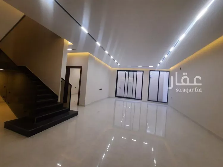 فيلا للبيع في شارع الحارث بن كلدة الثقفي, حي العوالي, مدينة الرياض, منطقة الرياض صورة 4